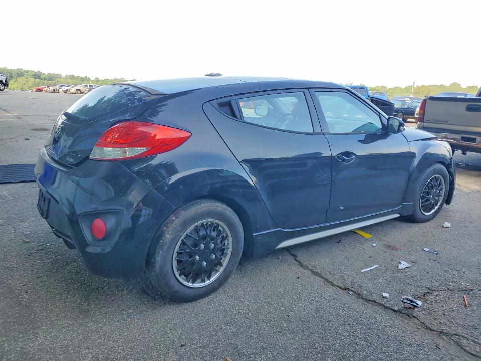 2015 Hyundai Veloster მანქანა იყიდება აუქციონზე, vin: KMHTC6AE3FU229805, აუქციონის ნომერი: 56779046