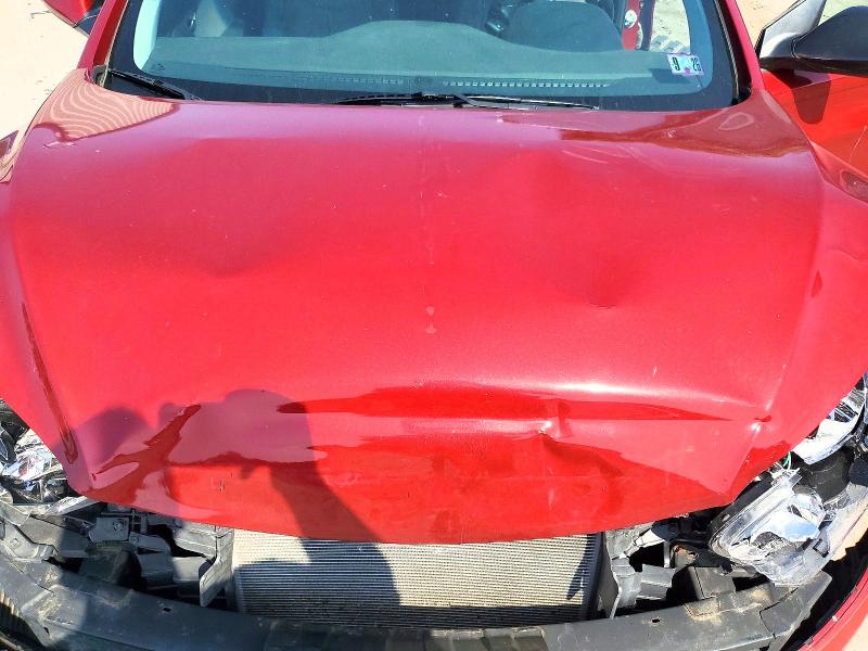 85994025 :رقم المزاد ، 5NPDH4AE6FH618298 vin ، 2015 Hyundai Elantra مزاد بيع