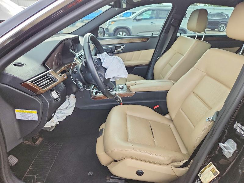 55439036 :رقم المزاد ، WDDHF8HB5AA118570 vin ، 2010 Mercedes-benz E مزاد بيع