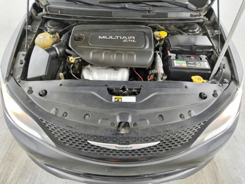 55527586 :رقم المزاد ، 1C3CCCBB9GN175613 vin ، 2016 Chrysler 200 مزاد بيع