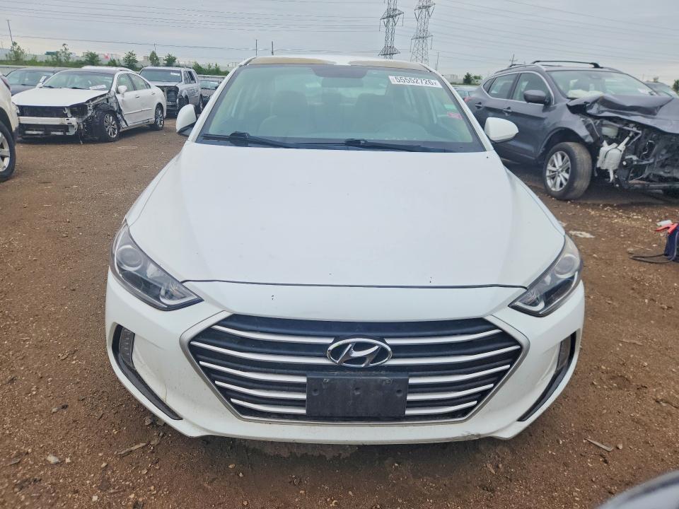 55552726 :رقم المزاد ، 5NPD84LF4HH015598 vin ، 2017 Hyundai Elantra مزاد بيع