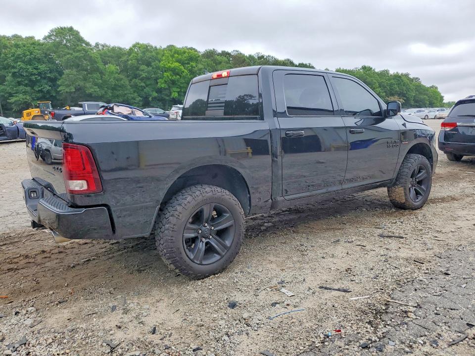55434366 :رقم المزاد ، 1C6RR7MT2JS290183 vin ، 2018 Ram 1500 مزاد بيع