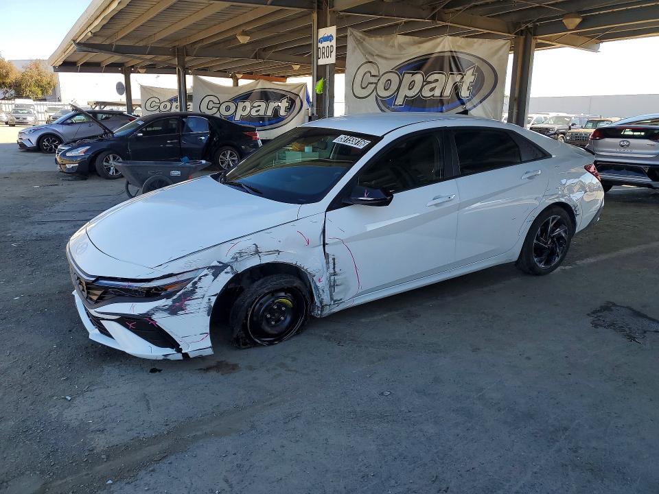 58155816 :رقم المزاد ، KMHLM4DG7TU124243 vin ، 2026 Hyundai Elantra مزاد بيع