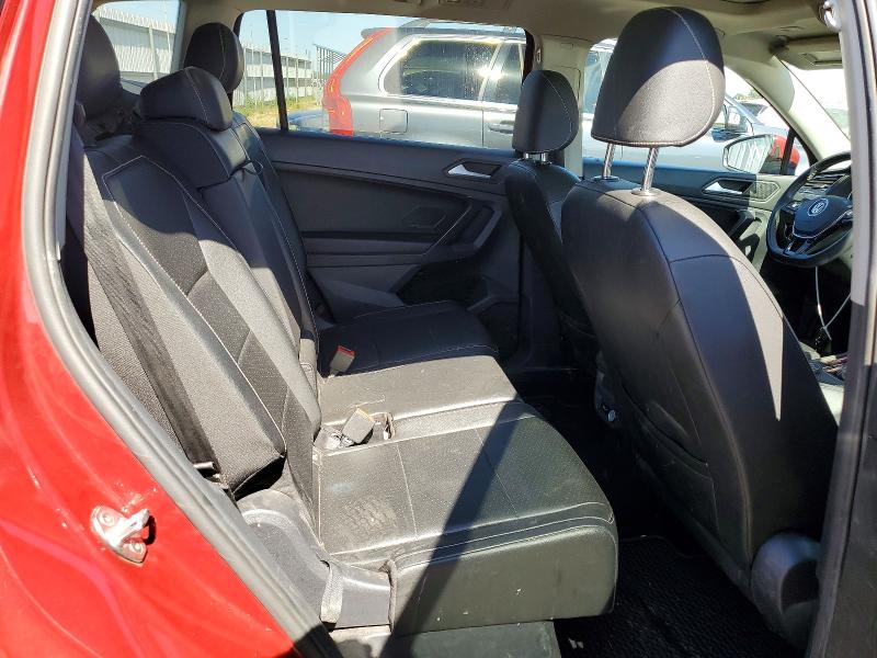 Продажа на аукционе авто 2021 Volkswagen Tiguan, vin: 3VV2B7AX6MM091061, номер лота: 55822686