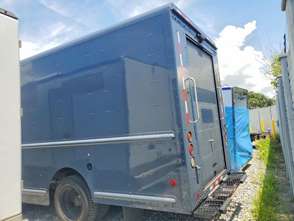 2020 Frht - Freightliner Chassis მანქანა იყიდება აუქციონზე, vin: 4UZAC2EA5LCMH7980, აუქციონის ნომერი: 56959696