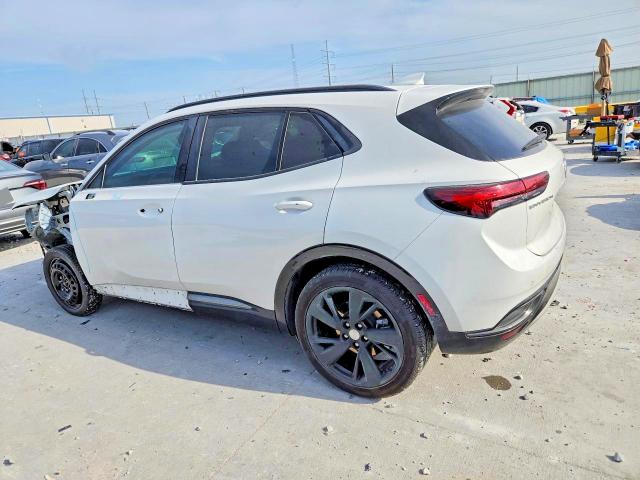 58150546 :رقم المزاد ، LRBFZNR45MD111868 vin ، 2021 Buick Envision مزاد بيع