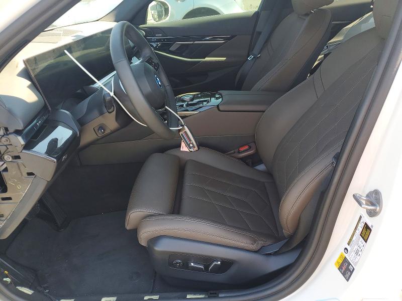 57776796 :رقم المزاد ، WBY33FK05RCT06254 vin ، 2024 Bmw I5 مزاد بيع