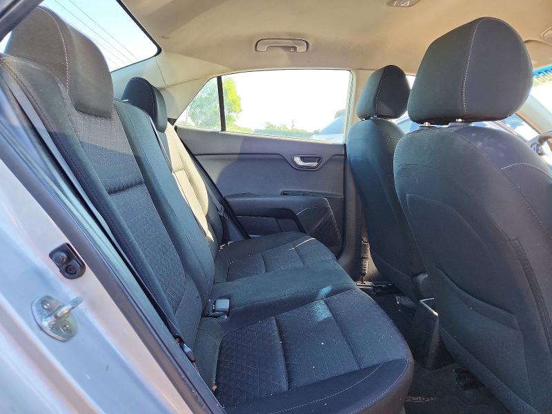 56825066 :رقم المزاد ، 3KPA24AB0KE221582 vin ، 2019 Kia Rio مزاد بيع