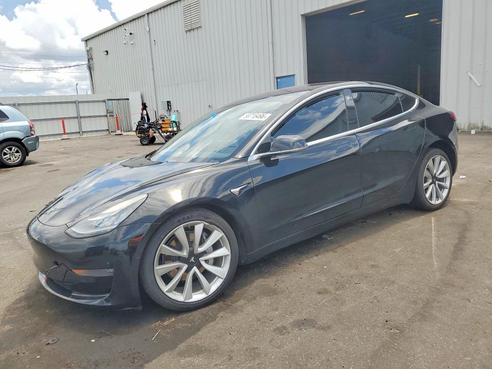 Продажа на аукционе авто 2018 Tesla Model 3, vin: 5YJ3E1EA3JF175884, номер лота: 58715496