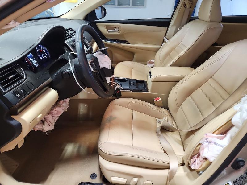 69353195 :رقم المزاد ، 4T1BF1FK3HU672785 vin ، 2017 Toyota Camry مزاد بيع