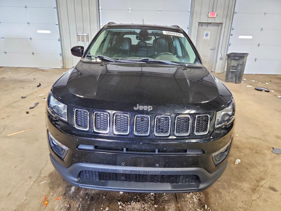 2018 Jeep Compass მანქანა იყიდება აუქციონზე, vin: 3C4NJCBB5JT272664, აუქციონის ნომერი: 58042286