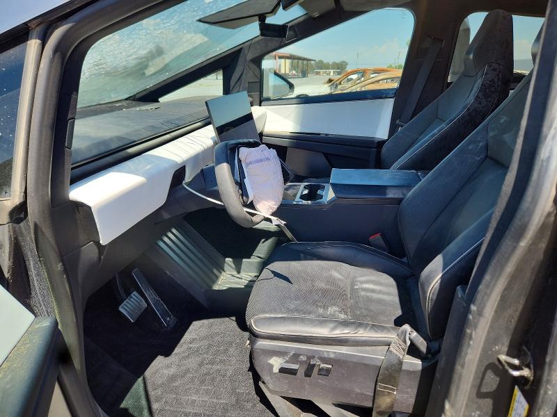 56484426 :رقم المزاد ، 7G2CEHED6RA026989 vin ، 2024 Tesla Cybertruck مزاد بيع