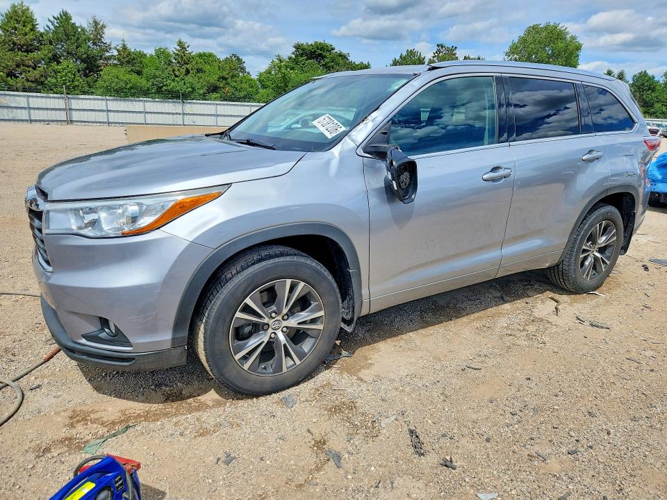 2016 Toyota Highlander მანქანა იყიდება აუქციონზე, vin: 5TDJKRFH9GS502304, აუქციონის ნომერი: 57381206