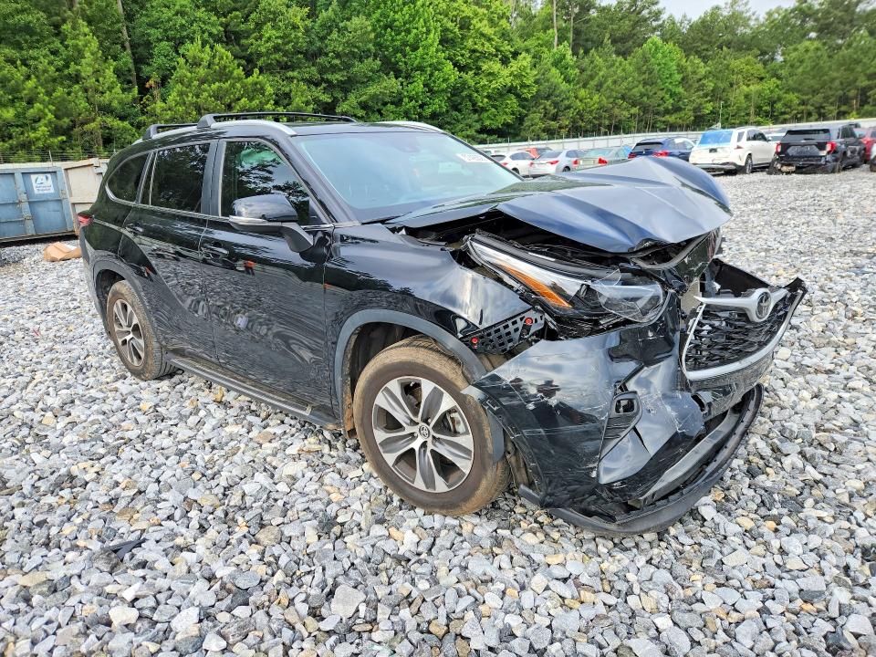 Продаж на аукціоні авто 2023 Toyota Highlander, vin: 5TDKDRAH5PS522880, номер лоту: 57426026