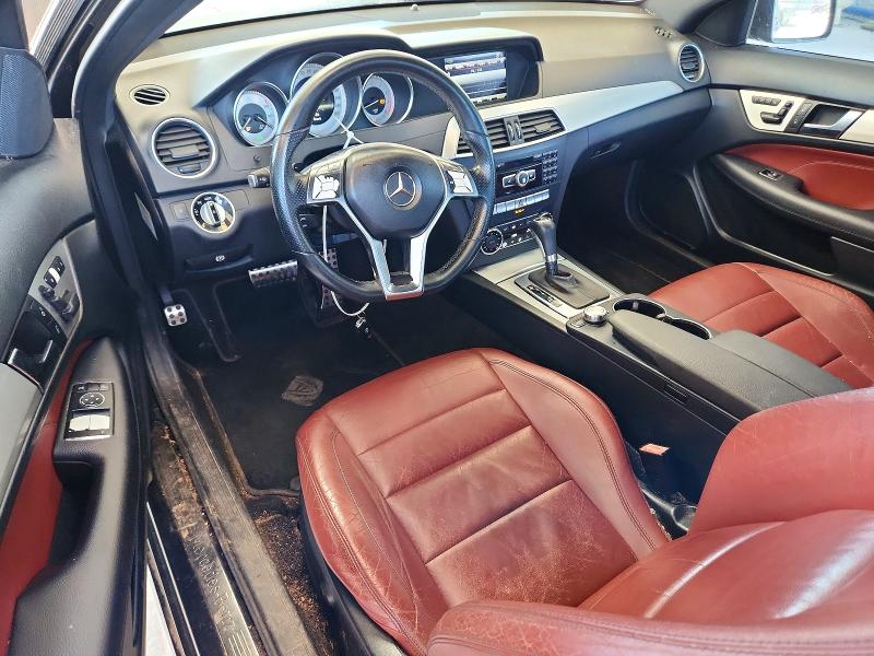 2013 Mercedes-benz C მანქანა იყიდება აუქციონზე, vin: WDDGJ5HB9DG082828, აუქციონის ნომერი: 56088776