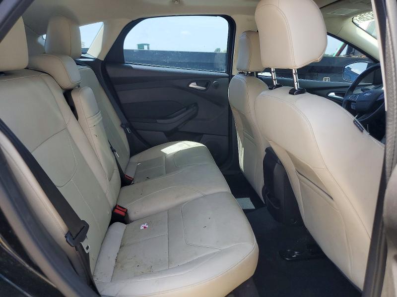 59288226 :رقم المزاد ، 1FADP3N2XGL286110 vin ، 2016 Ford Focus مزاد بيع