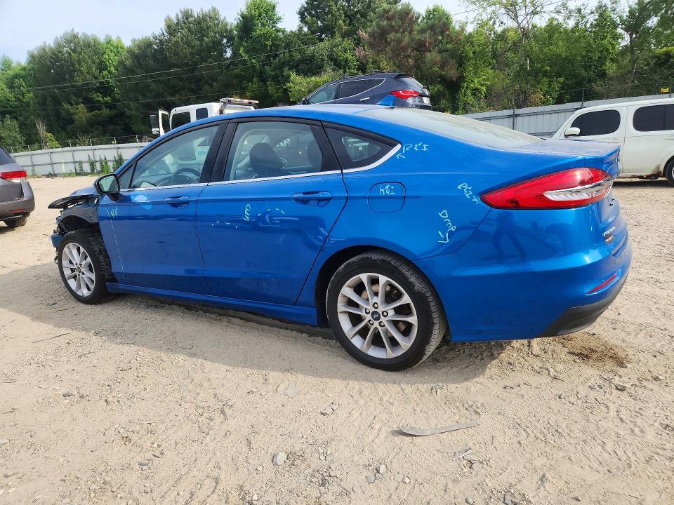 2020 Ford Fusion მანქანა იყიდება აუქციონზე, vin: 3FA6P0LU9LR162935, აუქციონის ნომერი: 55900526