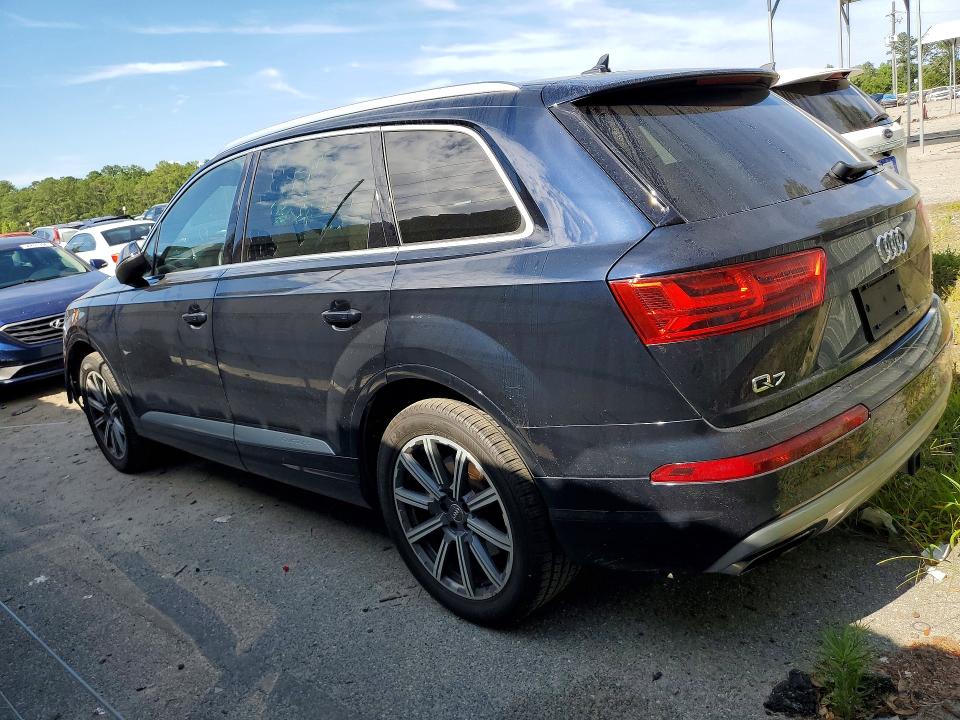 2017 Audi Q7 მანქანა იყიდება აუქციონზე, vin: WA1LAAF78HD015042, აუქციონის ნომერი: 56211116