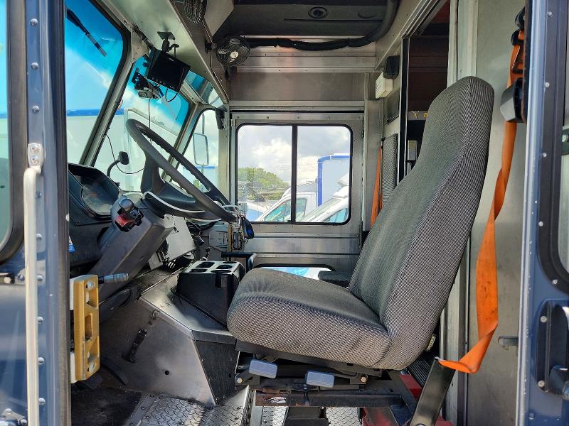 2020 Frht - Freightliner Chassis მანქანა იყიდება აუქციონზე, vin: 4UZAC2EA5LCMH7980, აუქციონის ნომერი: 56959696
