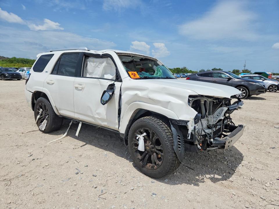55377236 :رقم المزاد ، JTEZU5JR8J5167163 vin ، 2018 Toyota 4runner مزاد بيع