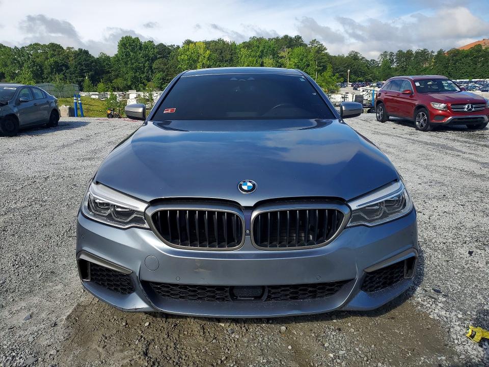 58134326 :رقم المزاد ، WBAJB9C5XJB287277 vin ، 2018 Bmw 5 Series مزاد بيع
