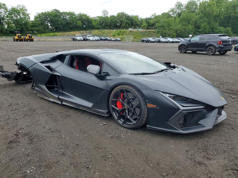 Aukcja sprzedaży 2025 Lamborghini Revuelto, vin: ZHWUC1ZM0SLA02105, numer aukcji: 58424906