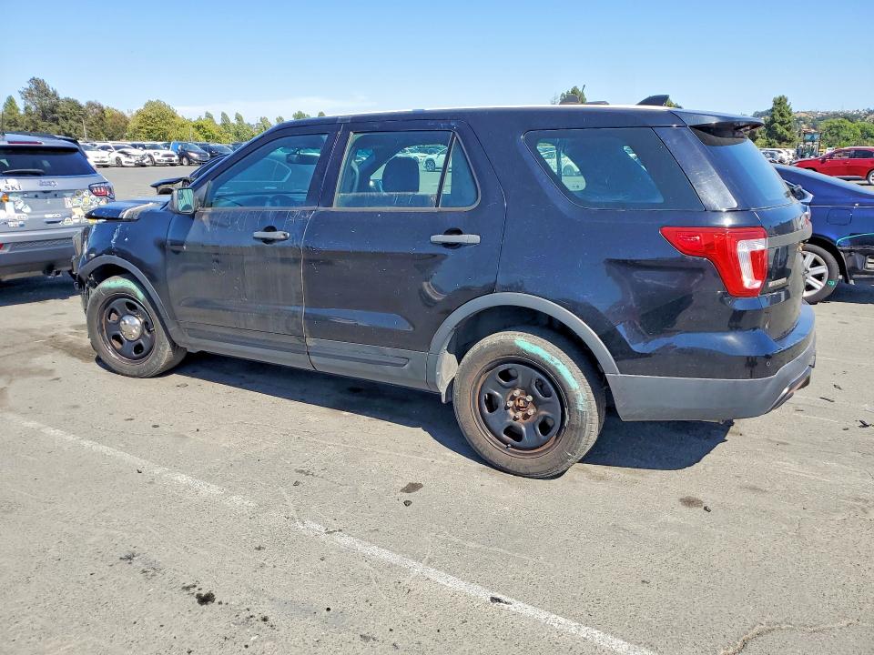 57529696 :رقم المزاد ، 1FM5K8ARXHGA63312 vin ، 2017 Ford Explorer مزاد بيع
