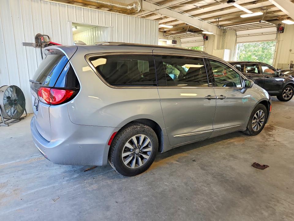 Продажа на аукционе авто 2020 Chrysler Pacifica, vin: 2C4RC1EG4LR137978, номер лота: 56032136