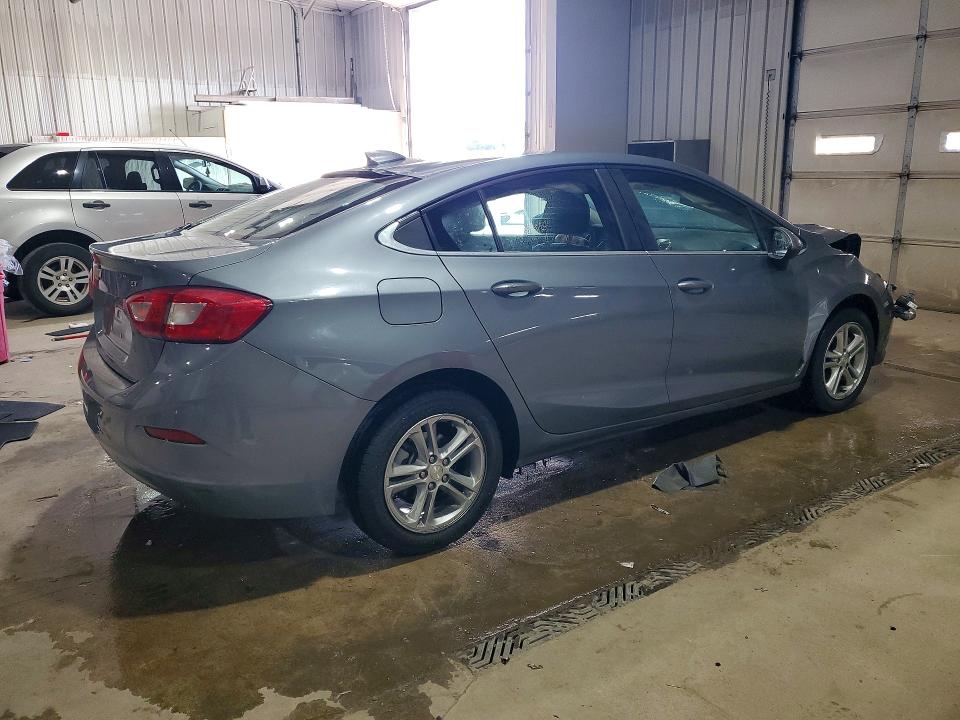 2018 Chevrolet Cruze მანქანა იყიდება აუქციონზე, vin: 1G1BE5SM7J7246178, აუქციონის ნომერი: 57945176
