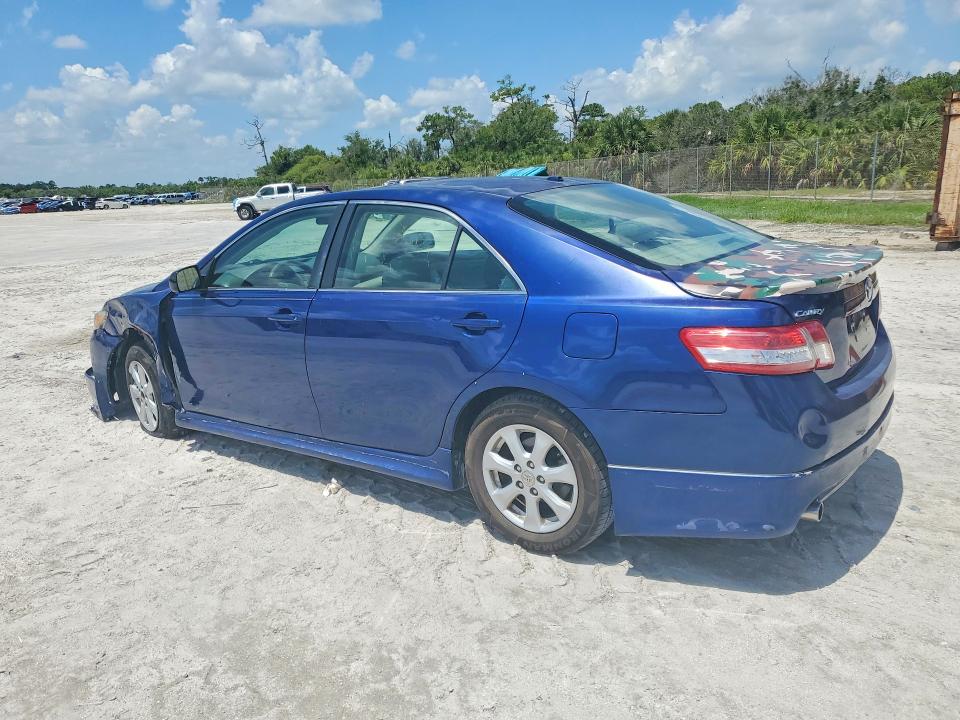 2011 Toyota Camry მანქანა იყიდება აუქციონზე, vin: 4T1BF3EK2BU631472, აუქციონის ნომერი: 58593386
