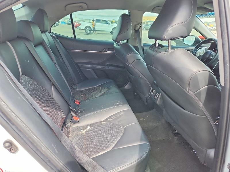 Продажа на аукционе авто 2018 Toyota Camry, vin: 4T1B61HK3JU038105, номер лота: 57177576