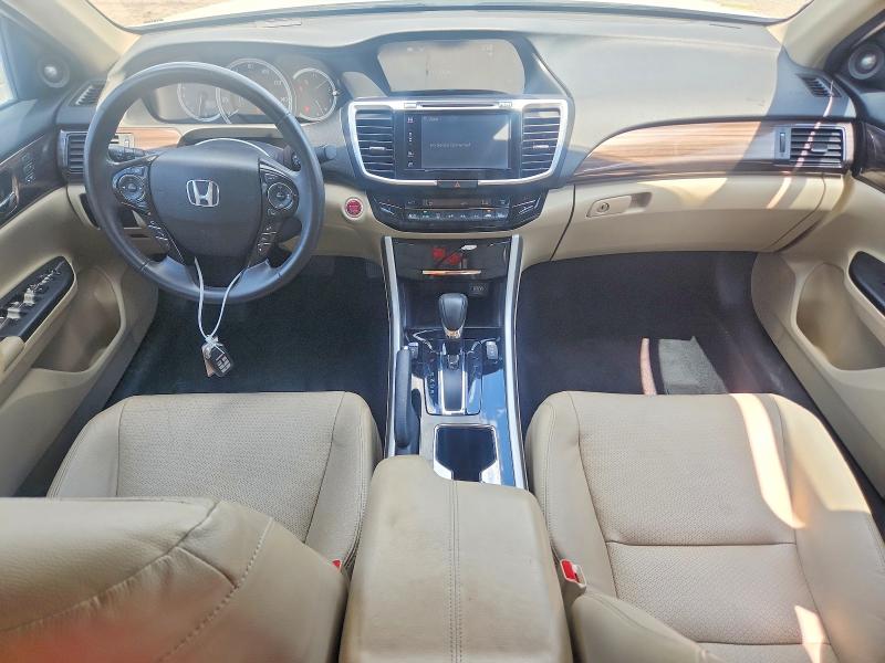 55211526 :رقم المزاد ، 1HGCR3F03GA031860 vin ، 2016 Honda Accord مزاد بيع