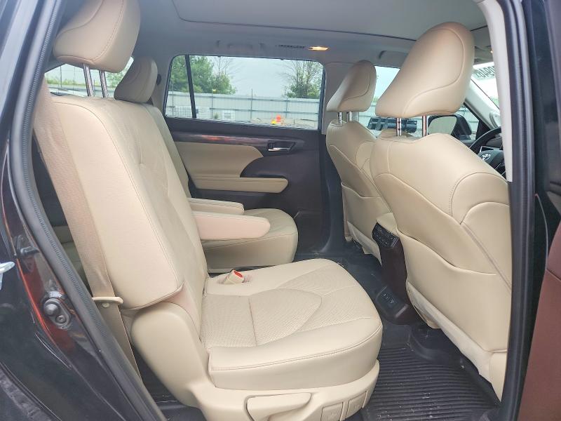 Продаж на аукціоні авто 2021 Toyota Highlander, vin: 5TDFARAH0MS010501, номер лоту: 58880946