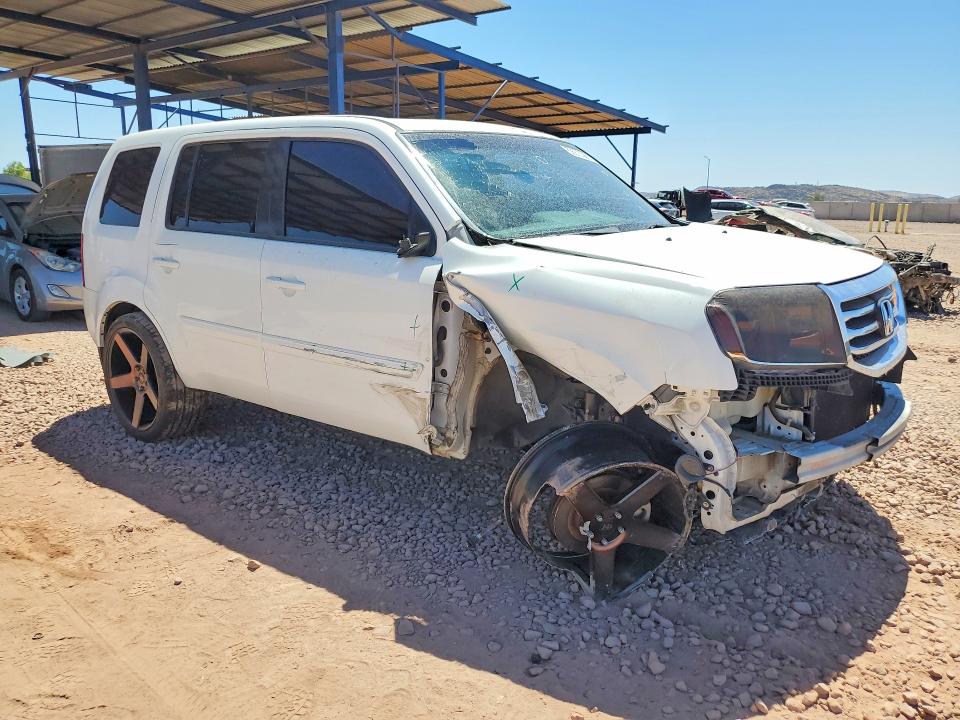 59273386 :رقم المزاد ، 5FNYF3H32FB006801 vin ، 2015 Honda Pilot مزاد بيع