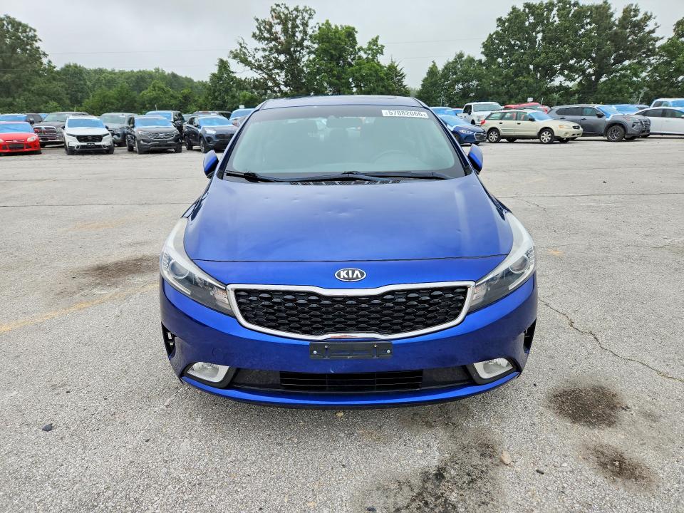 2018 Kia Forte მანქანა იყიდება აუქციონზე, vin: 3KPFL4A70JE249962, აუქციონის ნომერი: 57882066