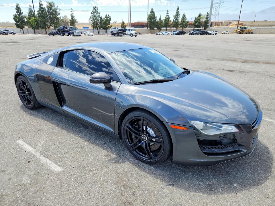 2011 Audi R8 მანქანა იყიდება აუქციონზე, vin: WUAAUAFG9BN001627, აუქციონის ნომერი: 64671636
