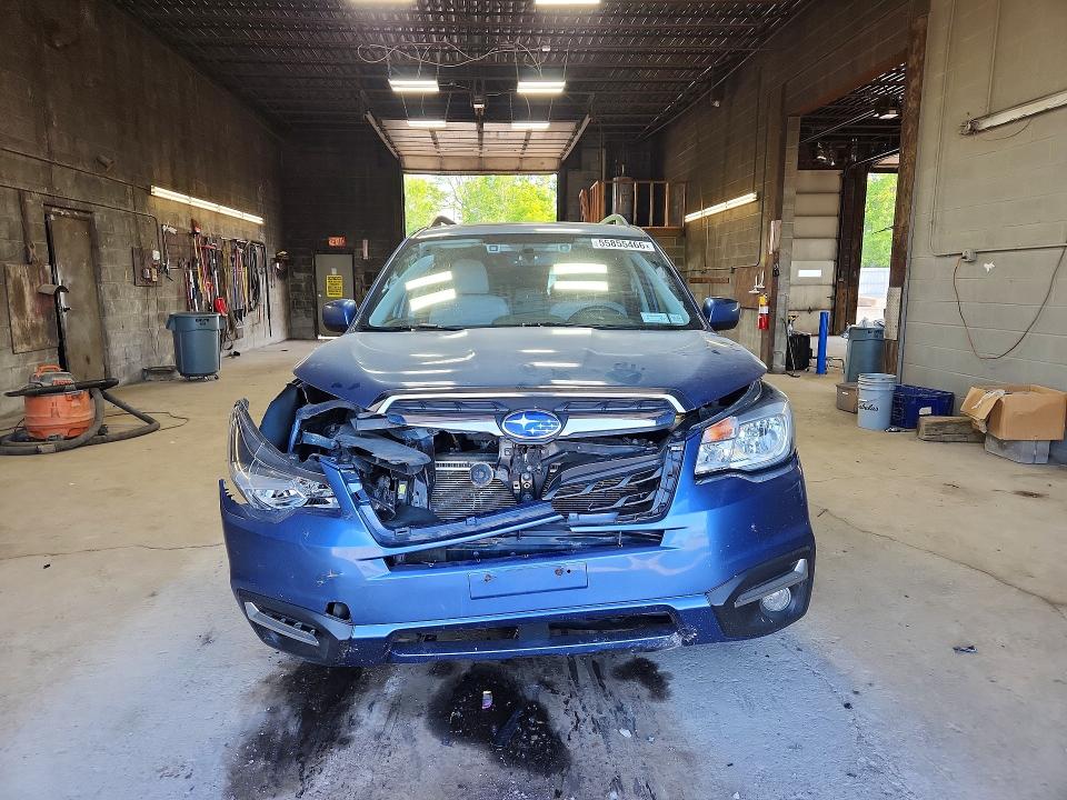 Продажа на аукционе авто 2018 Subaru Forester, vin: JF2SJAGC1JH575739, номер лота: 55855466