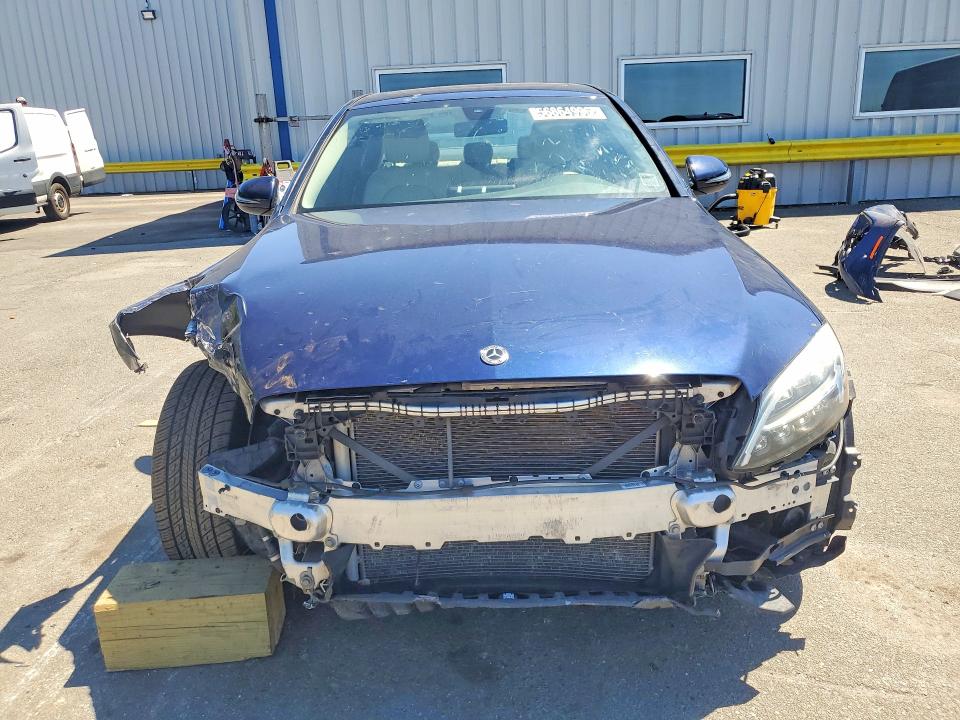 2021 Mercedes-benz C მანქანა იყიდება აუქციონზე, vin: W1KWF8EB9MR634187, აუქციონის ნომერი: 56864996