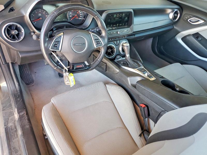 56416526 :رقم المزاد ، 1G1FF3D73J0151264 vin ، 2018 Chevrolet Camaro مزاد بيع