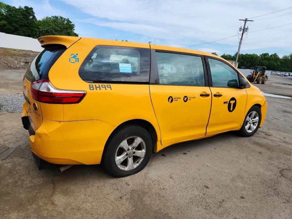 2017 Toyota Sienna მანქანა იყიდება აუქციონზე, vin: 5TDZZ3DC1HS859903, აუქციონის ნომერი: 57136666