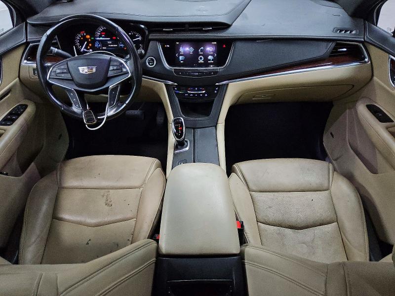 54437006 :رقم المزاد ، 1GYKNERS0JZ233251 vin ، 2018 Cadillac Xt5 مزاد بيع