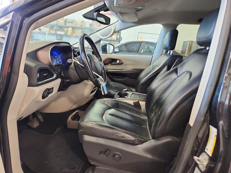 Продажа на аукционе авто 2017 Chrysler Pacifica, vin: 2C4RC1EG5HR588814, номер лота: 57410116
