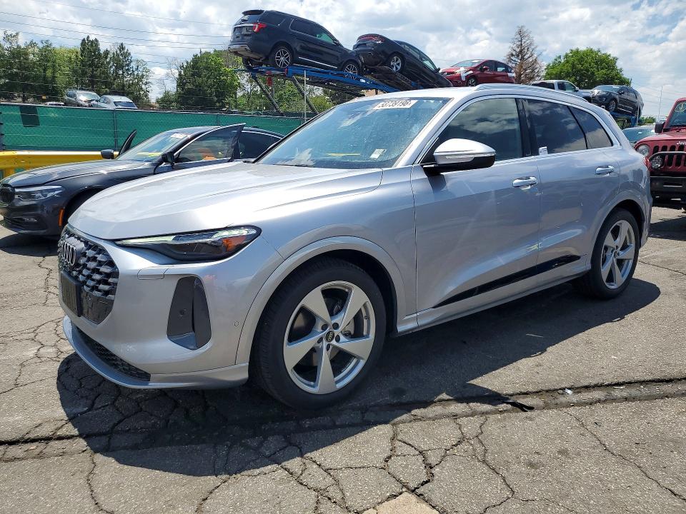 58739196 :رقم المزاد ، WA13AAGU0S2043098 vin ، 2025 Audi Q5 مزاد بيع