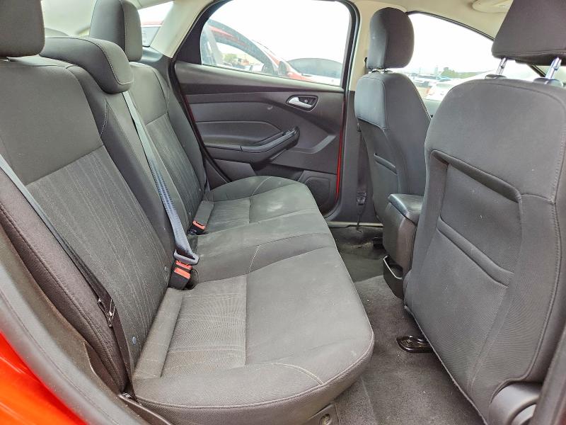 Продажа на аукционе авто 2016 Ford Focus, vin: 1FADP3F26GL383674, номер лота: 58984926
