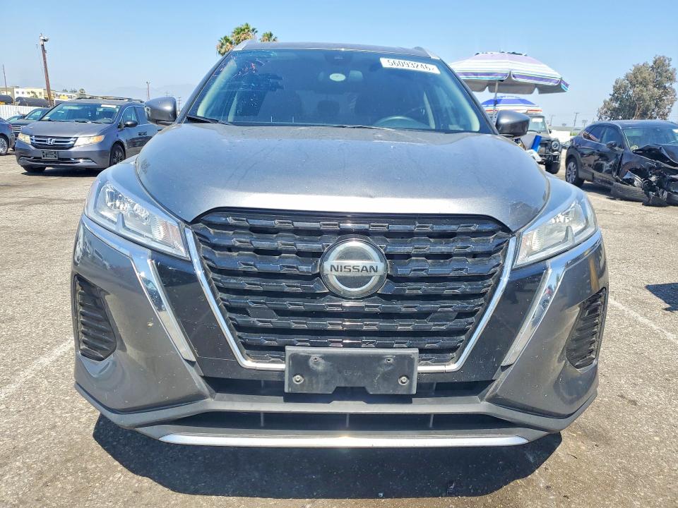 56093246 :رقم المزاد ، 3N1CP5CV3ML478289 vin ، 2021 Nissan Kicks مزاد بيع