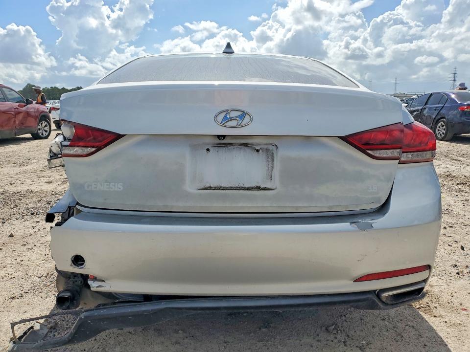 2015 Hyundai Genesis მანქანა იყიდება აუქციონზე, vin: KMHGN4JE9FU095303, აუქციონის ნომერი: 56547536