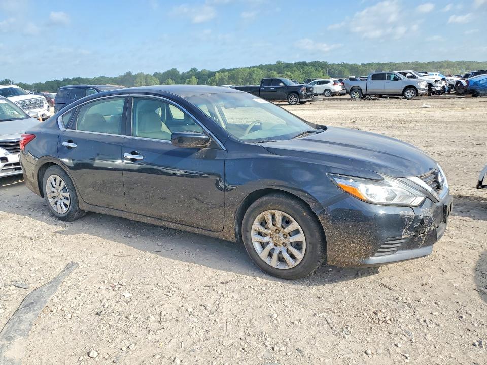58995326 :رقم المزاد ، 1N4AL3AP6HN311638 vin ، 2017 Nissan Altima مزاد بيع