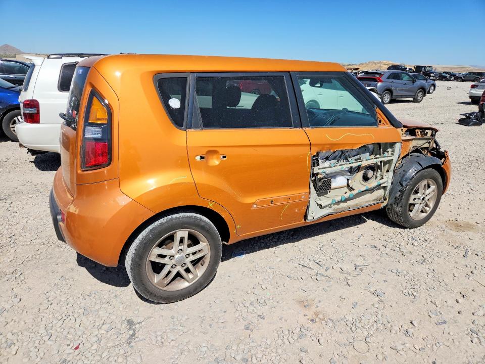 55582556 :رقم المزاد ، KNDJT2A29B7288120 vin ، 2011 Kia Soul مزاد بيع
