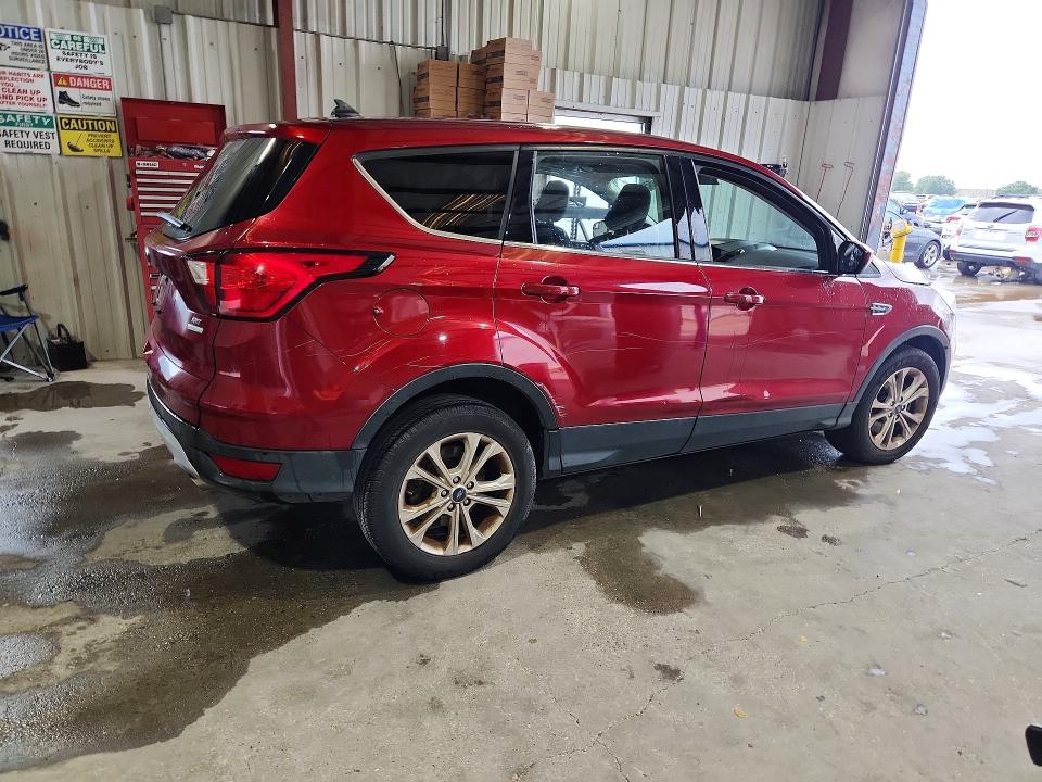 Продажа на аукционе авто 2019 Ford Escape, vin: 1FMCU0G99KUB12213, номер лота: 54590616