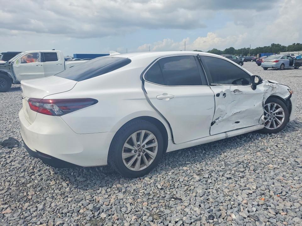 Продаж на аукціоні авто 2022 Toyota Camry, vin: 4T1C11AK0NU637756, номер лоту: 58181826